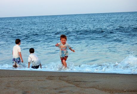 sunset-on-the-beach_4 sunset-on-the-beach_4