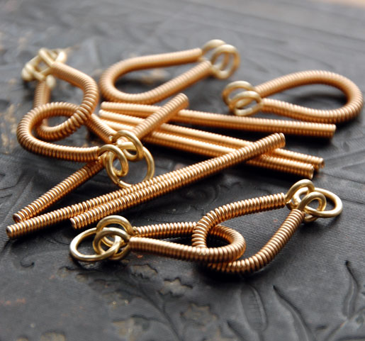 bead-soup-mix-coiled-links2