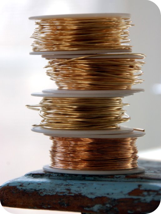 bronze-wire bronze-wire