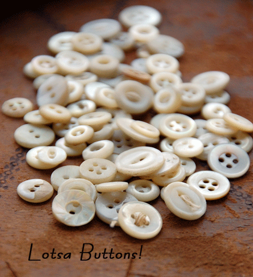mother-of-pearl_buttons mother-of-pearl_buttons