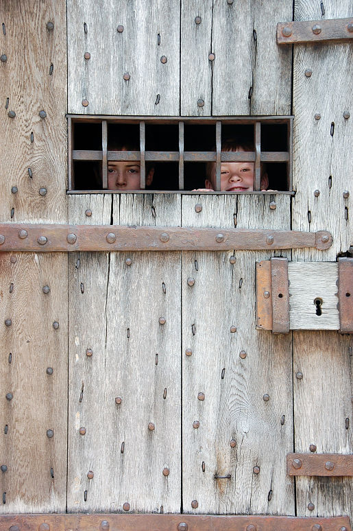 Williamsburg_C-&-C-in-Jail!