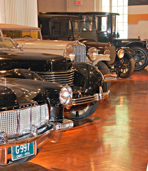 Antique cars_opt