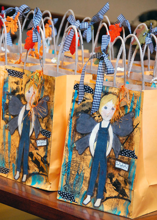 artBLISS2012_Dawn's-charm-bags
