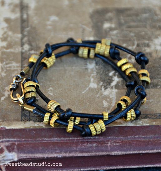 Black Magic set_leather wrap bracelet_opt