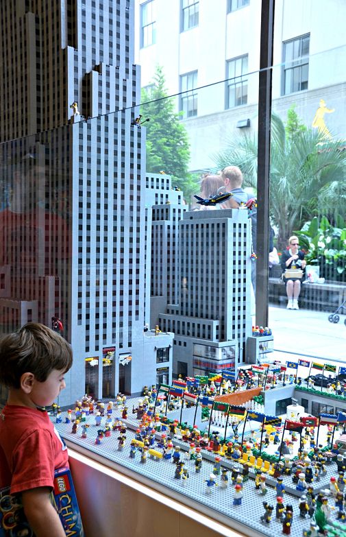 NYC Lego Store www.cindywimer.com